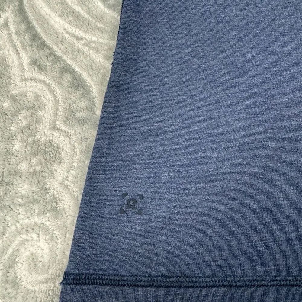 Mens Lululemon Short Sleeve - Picture 3 of 5